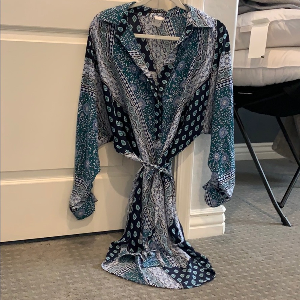 Decker Mixology collared dress with belt